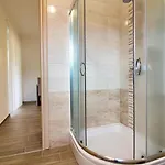 Charming Marisol 200m From The Villa Banjole