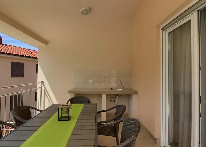 Vila Charming Marisol 200m From The Banjole